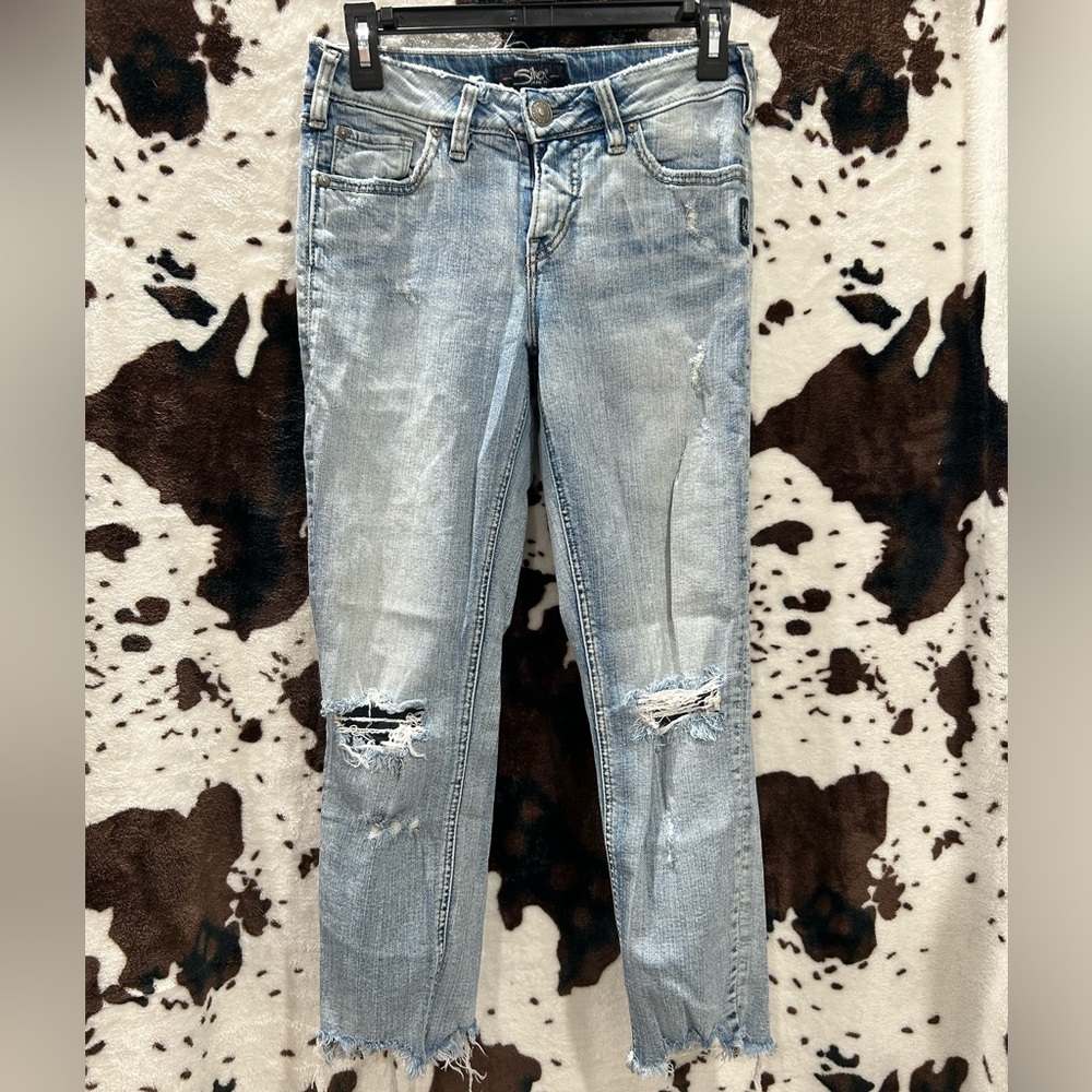 Distressed Crop Straight Leg Jeans